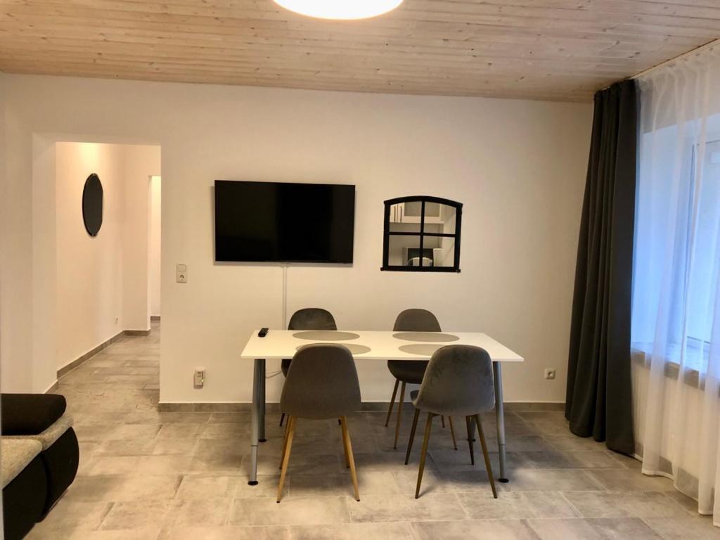 Erdgeschoss-Appartement Mit Seeblick Ahrensbok Eksteriør bilde