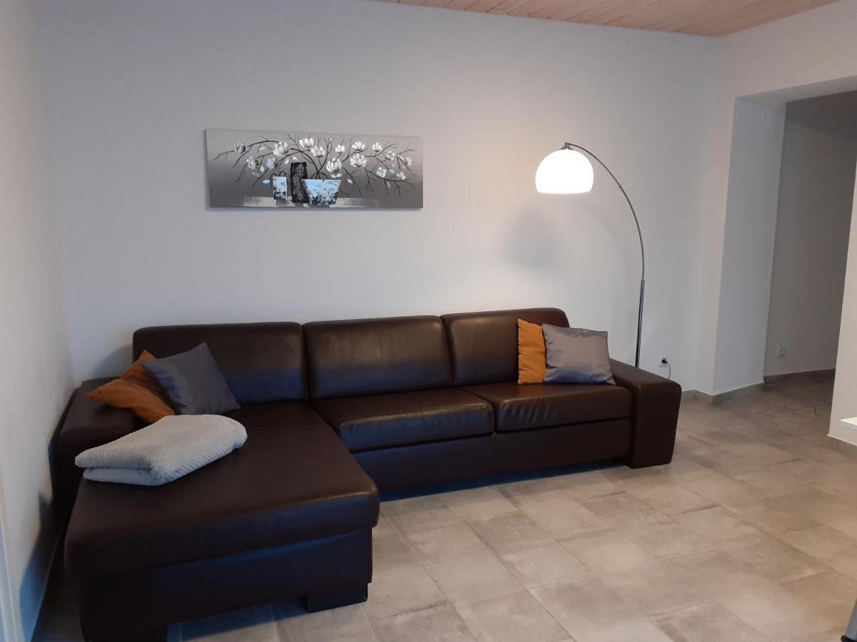 Erdgeschoss-Appartement Mit Seeblick Ahrensbok Eksteriør bilde