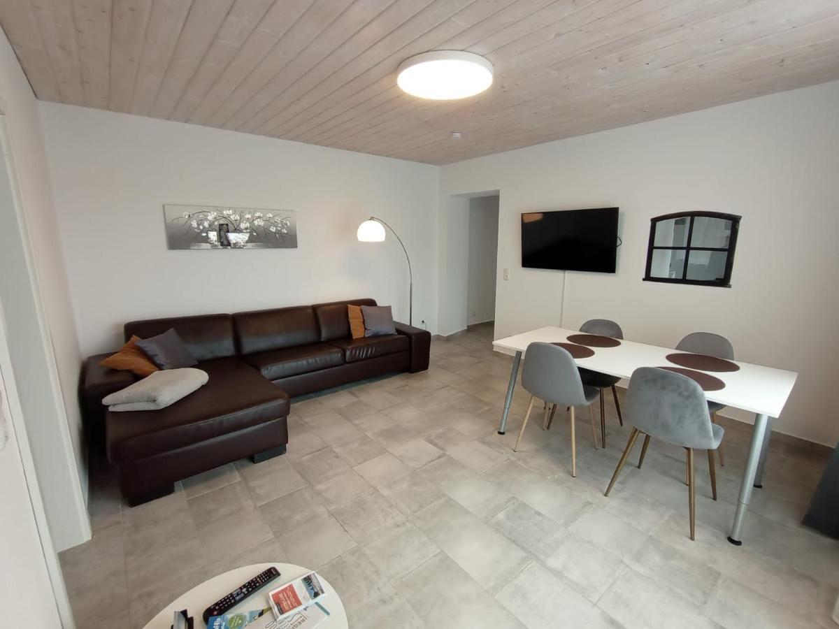 Erdgeschoss-Appartement Mit Seeblick Ahrensbok Eksteriør bilde